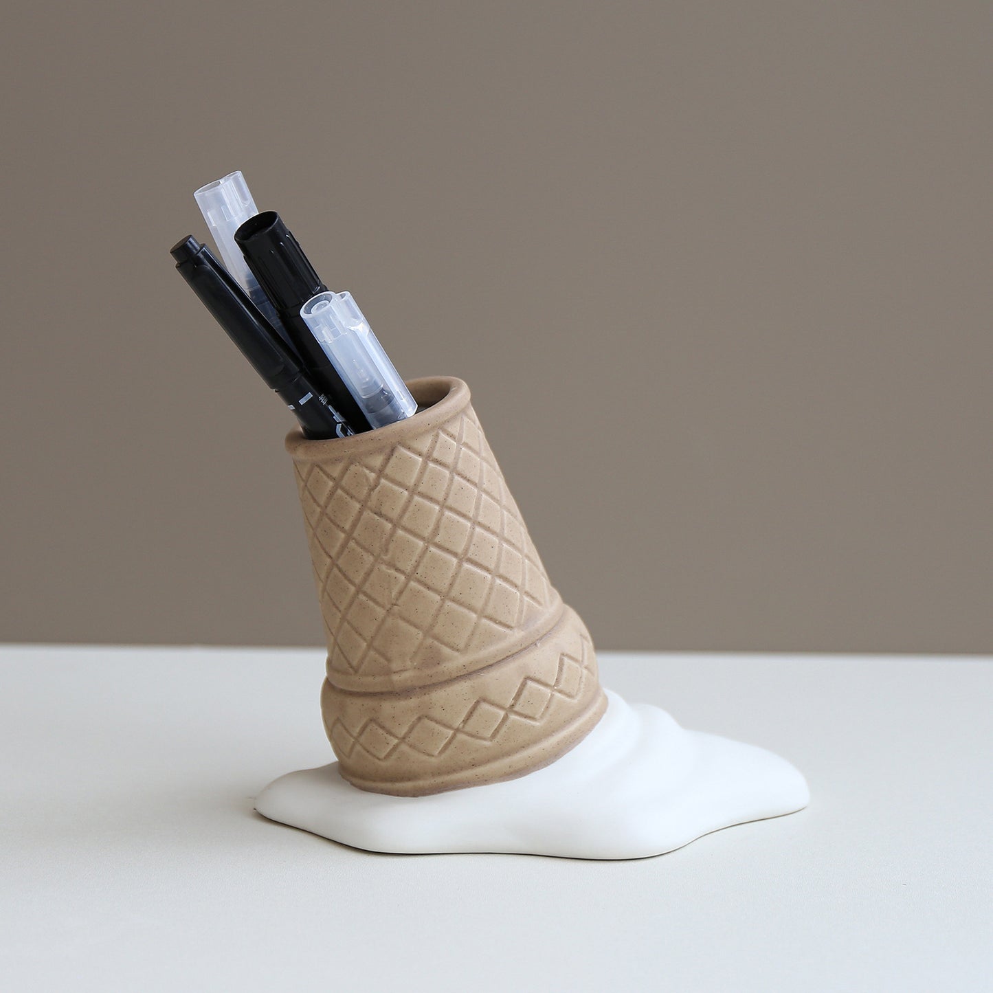 Creative Ice Cream Shaped Ceramic Vase